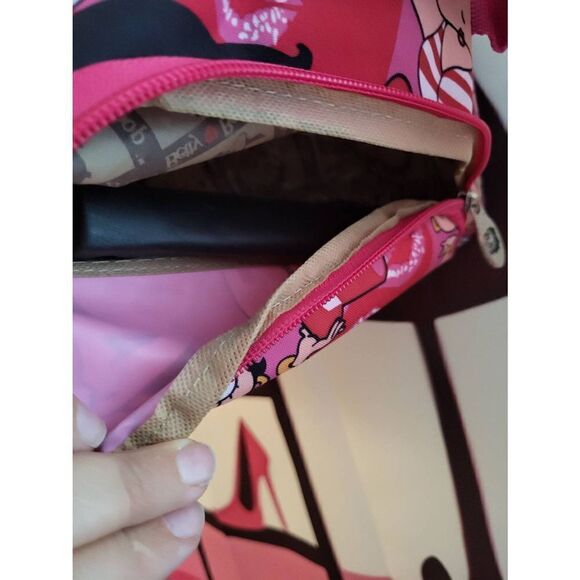 NWT 20" wheeled Betty Boop pink carry on - Picture 3 of 6